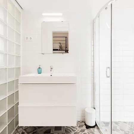 Apartment Live Like A Local At The Rustic Hockey Hut
