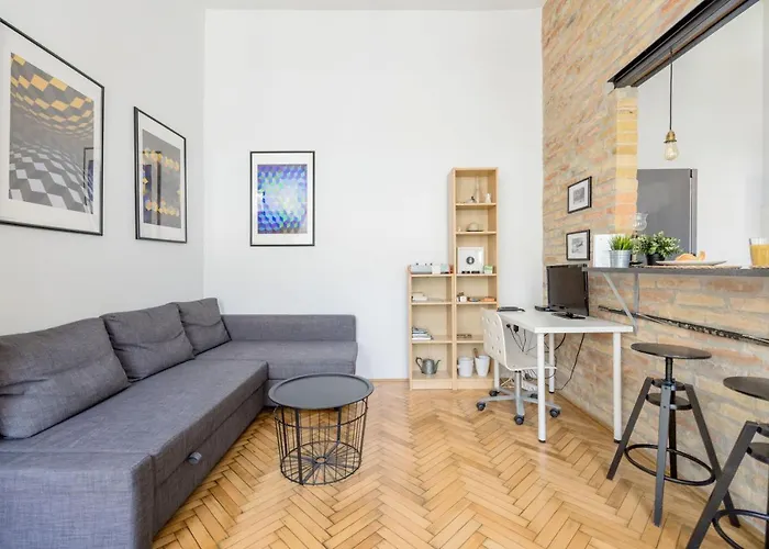 Live Like A Local At The Rustic Hockey Hut Apartmán *